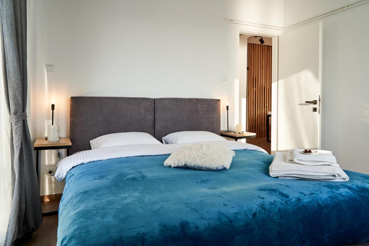 Seafront Luxury President Suite Aegean Sunset เทสซาโลนิกิ ภายนอก รูปภาพ